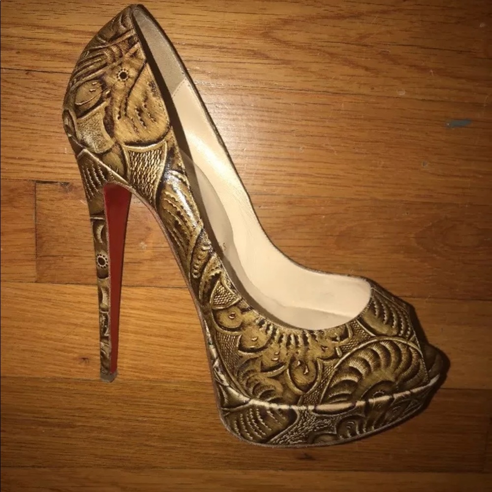 Louboutin Lady Peep 38.5 Size.